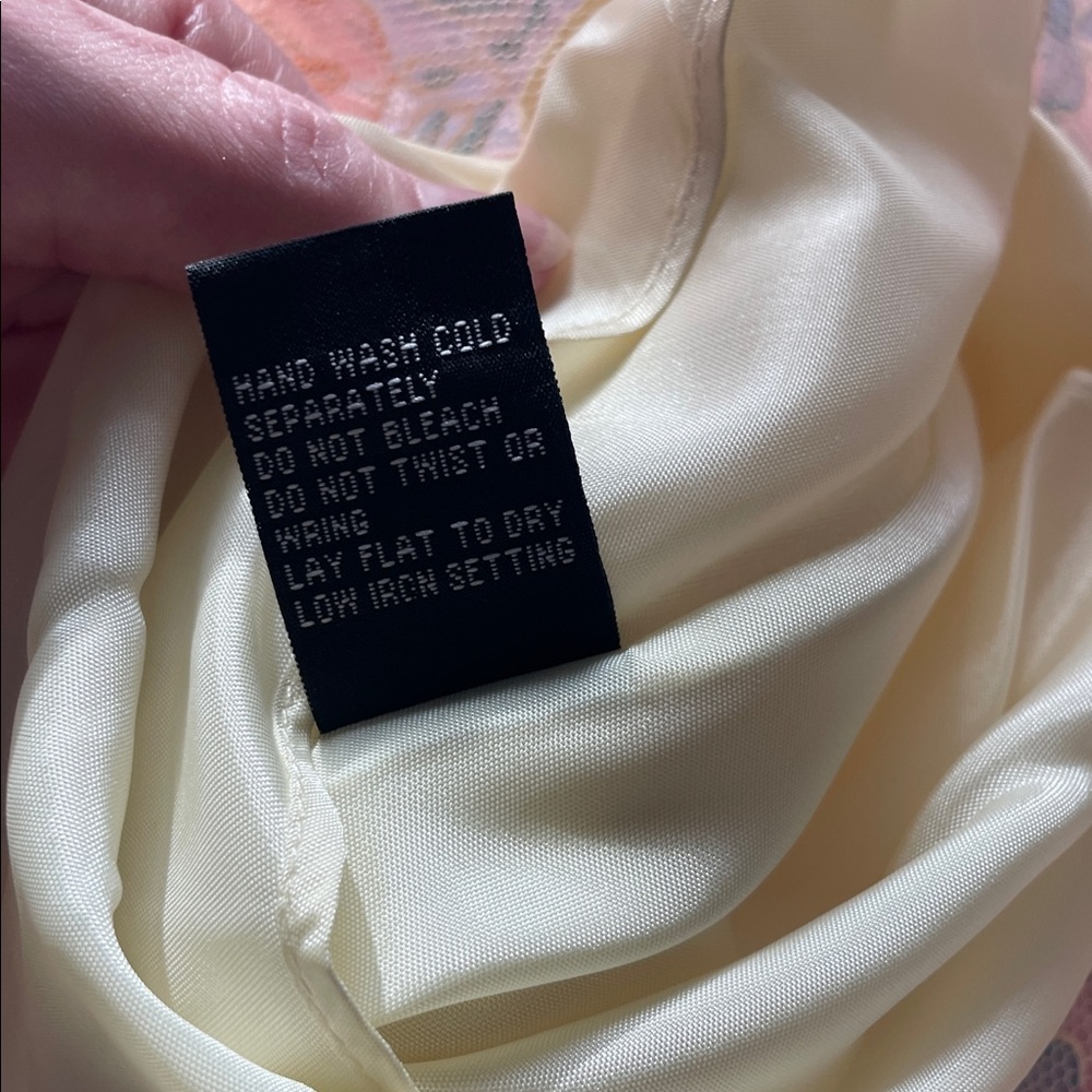 NWT Betsey Johnson Women’s Vintage Pink Tulle Layered Floral Cocktail Dress - 6 - Picture 13 of 13